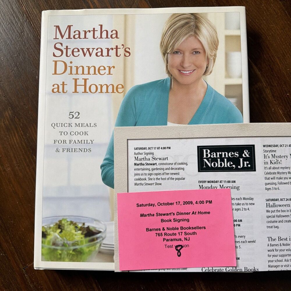 Martha Stewart's Dinner At Home Signed - 2009 HC DJ 1st Printing